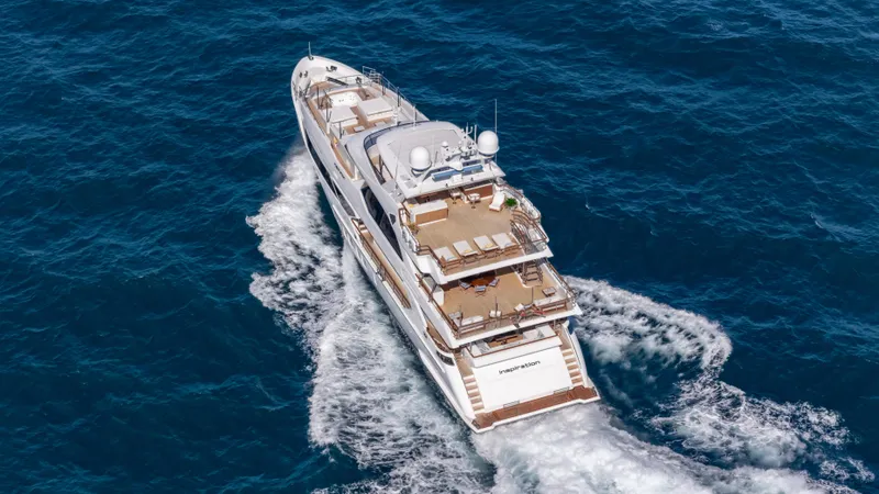 Inspiration Yacht Photos Pics Luxury yacht Benetti Fast 125 cruising on open sea, 2018 model.