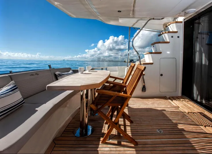 Jeanne Rose Yacht Photos Pics AFT