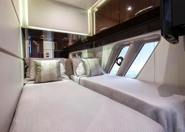 Jeanne Rose Yacht Photos Pics 4th stateroom