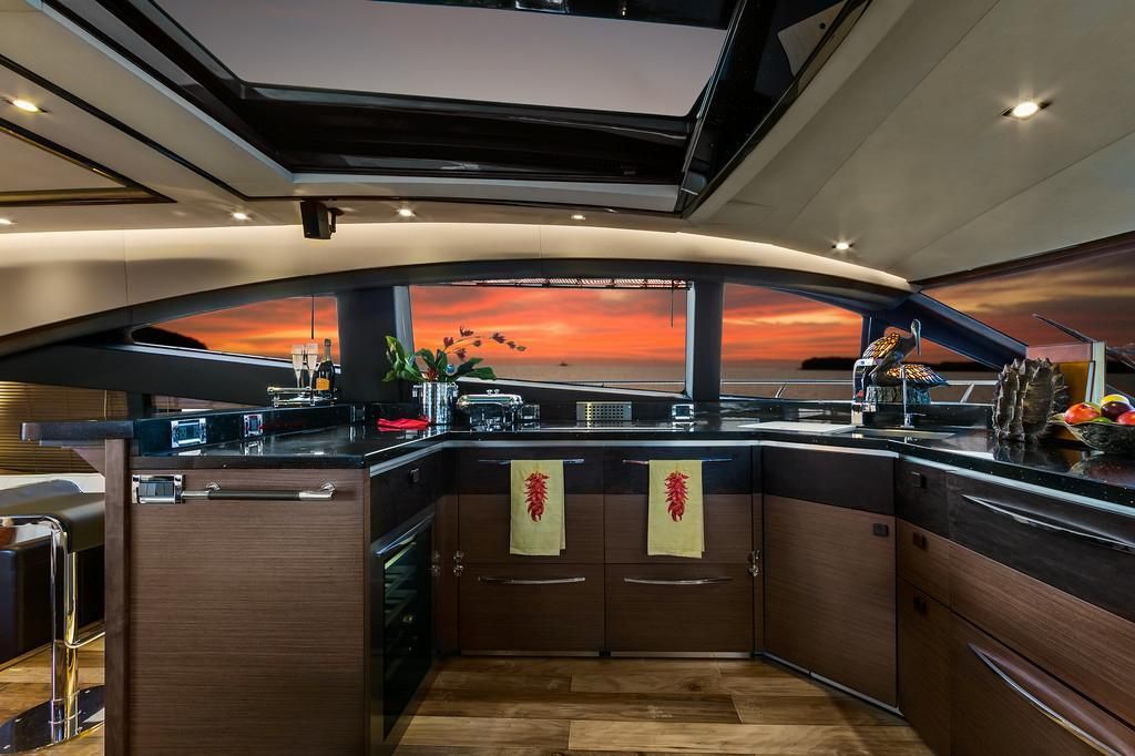 2018 Sea Ray 65 