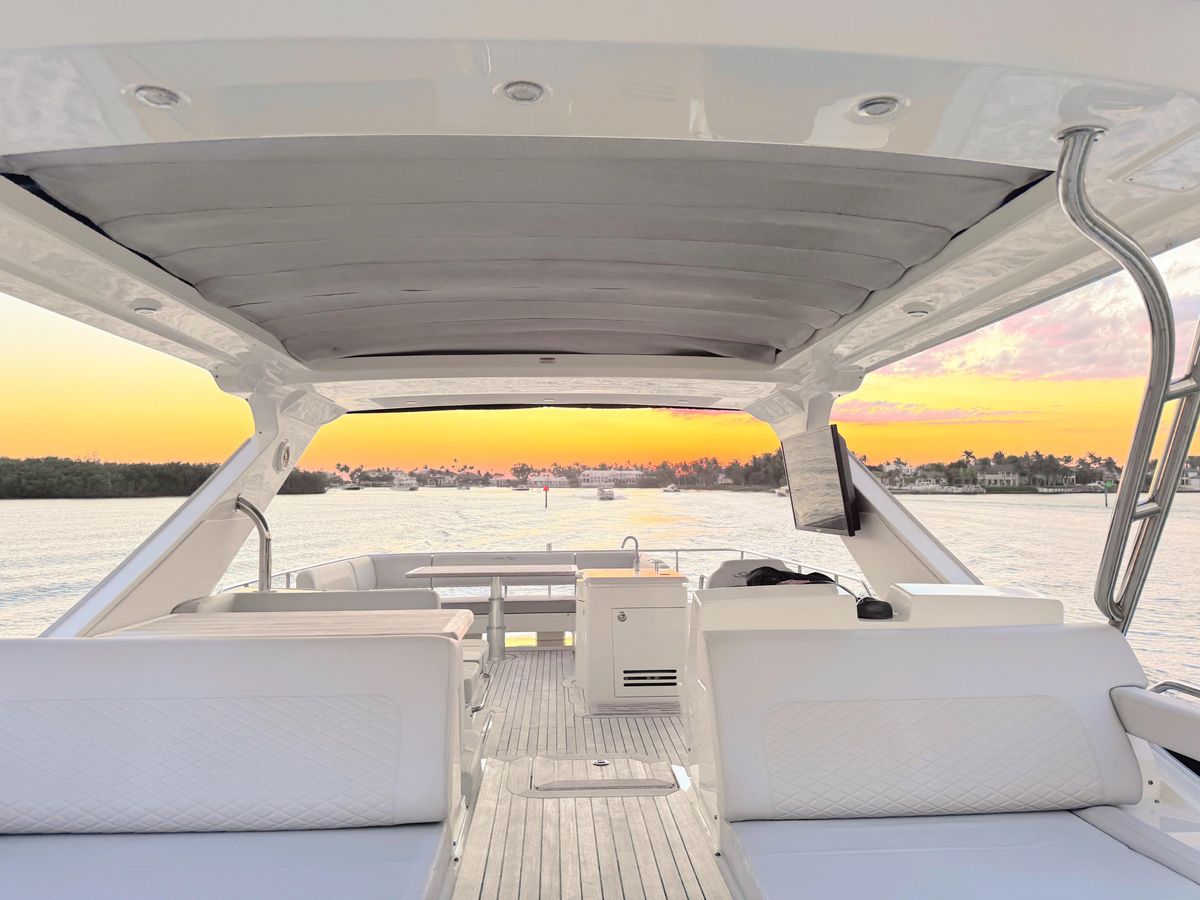 2018 Sea Ray 65 