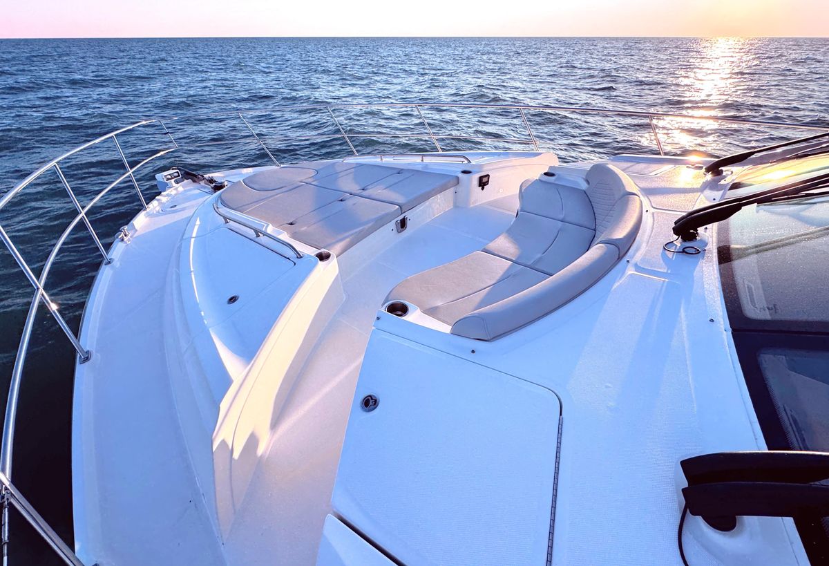 2018 Sea Ray 65 
