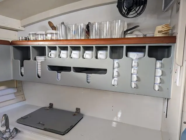 Resolution Yacht Photos Pics 