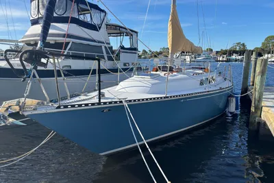 C&C Landfall 38