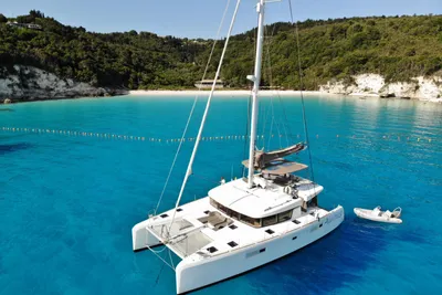 2016 Lagoon 52