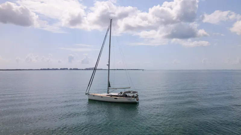 Indigo Dream Yacht Photos Pics 