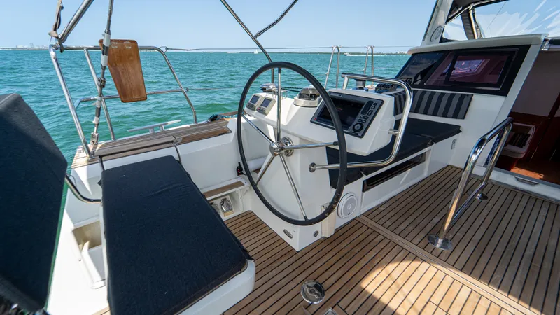 Indigo Dream Yacht Photos Pics 