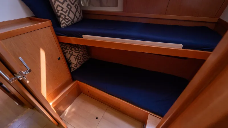 Indigo Dream Yacht Photos Pics 