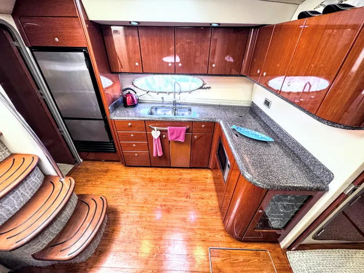 Murphys' Law Yacht Photos Pics 