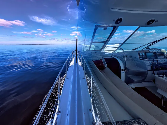 Murphys' Law Yacht Photos Pics Side windows