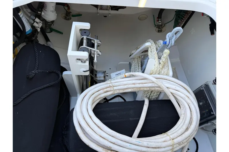 Nauti Kitten Yacht Photos Pics 2022 Pursuit DC 326 Dual Console