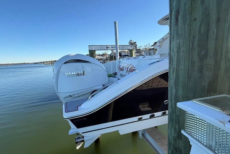 Nauti Kitten Yacht Photos Pics 2022 Pursuit DC 326 Dual Console