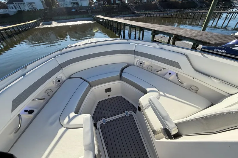 Nauti Kitten Yacht Photos Pics 2022 Pursuit DC 326 Dual Console