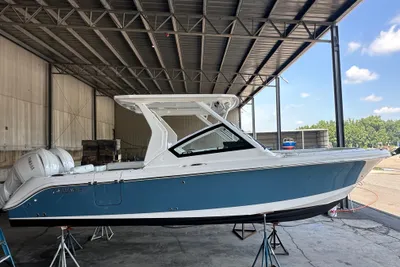 Edgewater 262CX Crossover