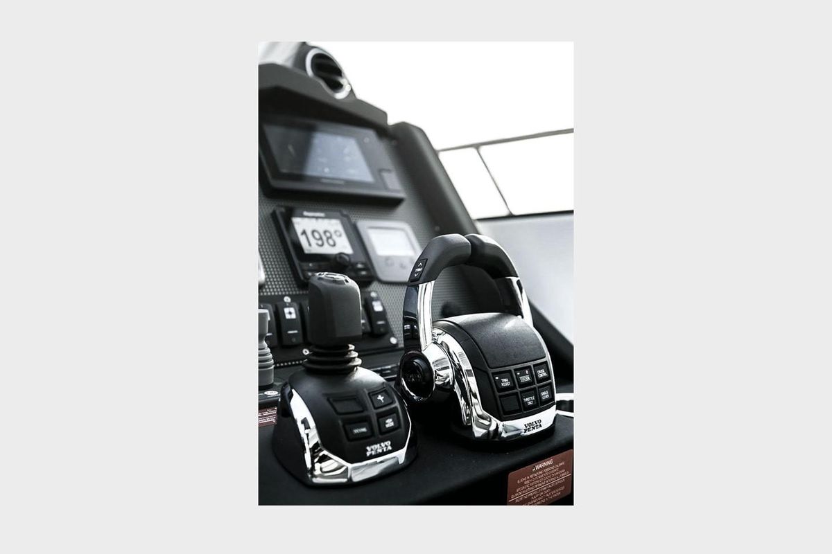 2016 Azimut 45 