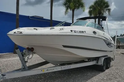 Monterey 233 Explorer