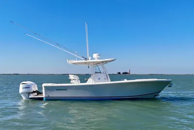 Regulator 28 Forward Seating