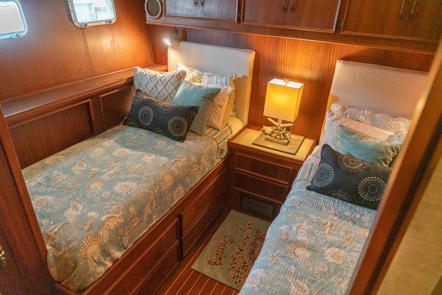 1982 Hatteras 56 Motor Yacht