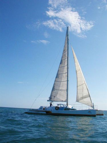 1984-50-custom-day-sail-charter-50