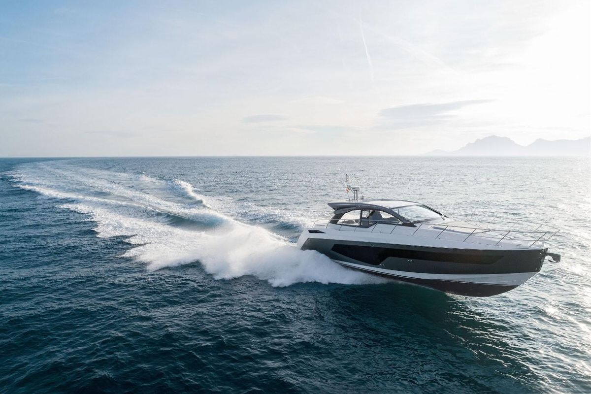 2021 Azimut 53 