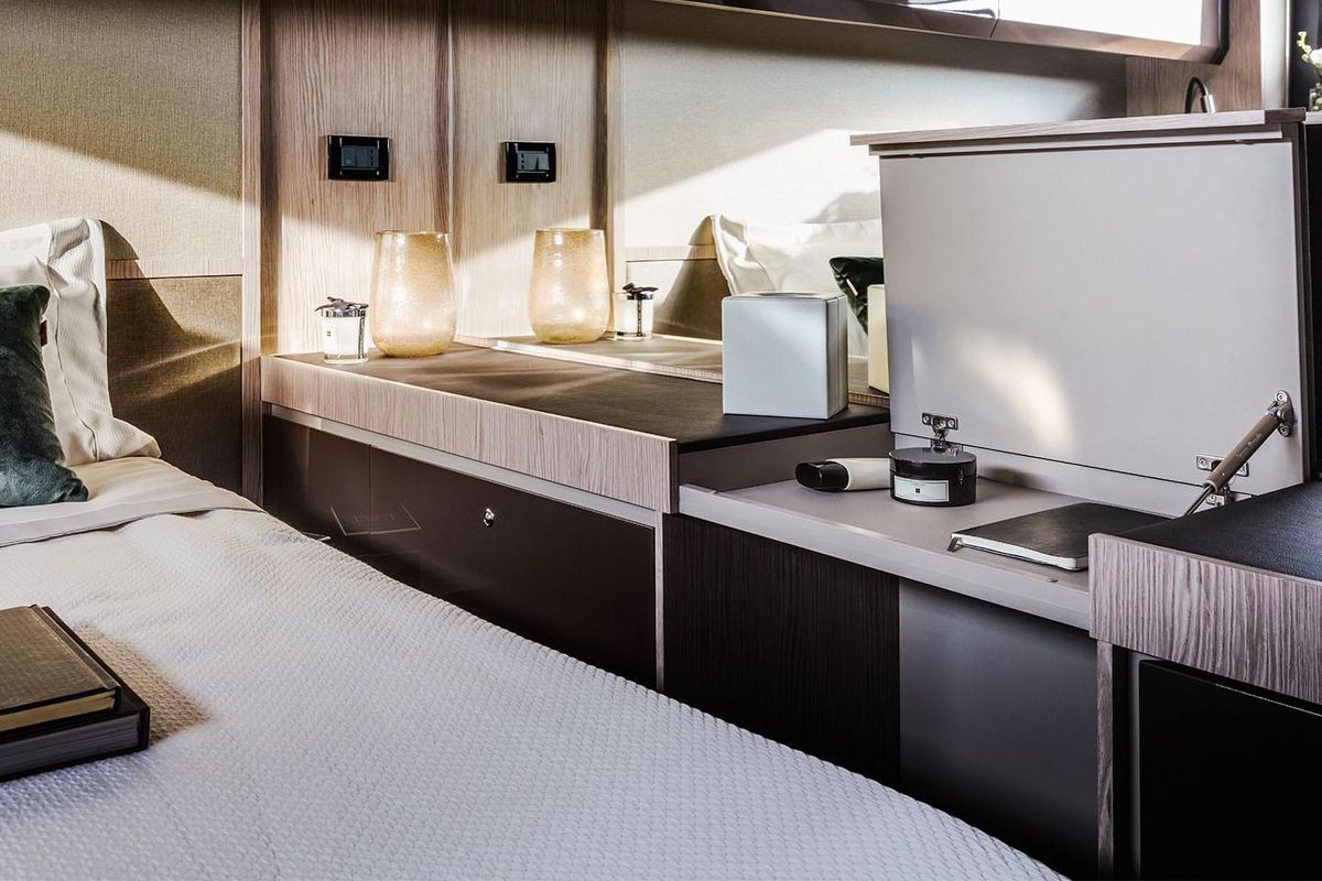 2021 Azimut 53 
