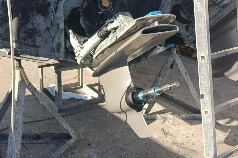 Ocilo Yacht Photos Pics Sealine SC 39 2005 boat undergoing maintenance, showing propeller shaft and rudder.