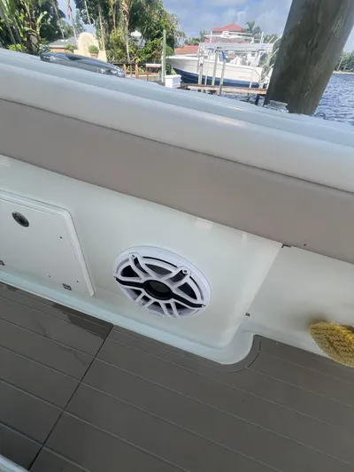 Jenny B Yacht Photos Pics 