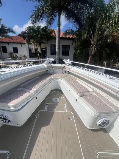 Jenny B Yacht Photos Pics 