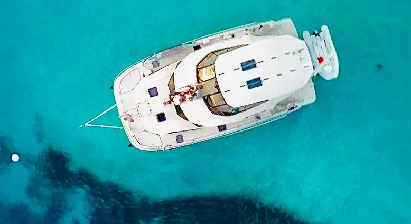 2023 Engines Yacht Photos Pics 