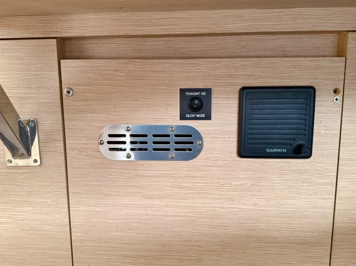 Cerebral Seabatical Yacht Photos Pics 