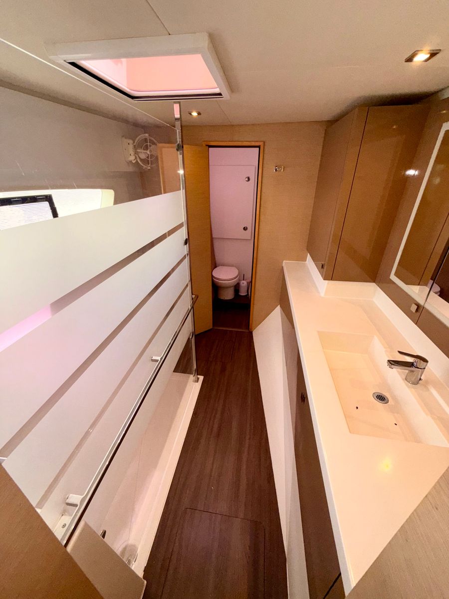 2019 Fountaine Pajot 46 