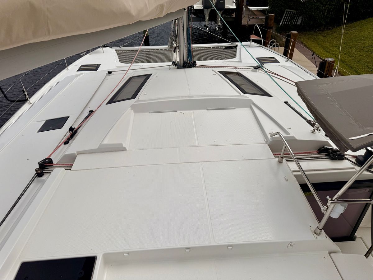 2019 Fountaine Pajot 46 