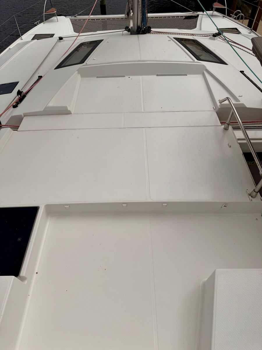 2019 Fountaine Pajot 46 