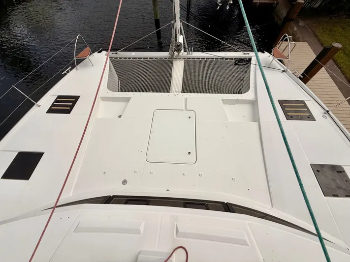 Cerebral Seabatical Yacht Photos Pics 