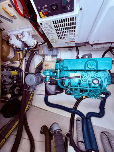 Cerebral Seabatical Yacht Photos Pics 