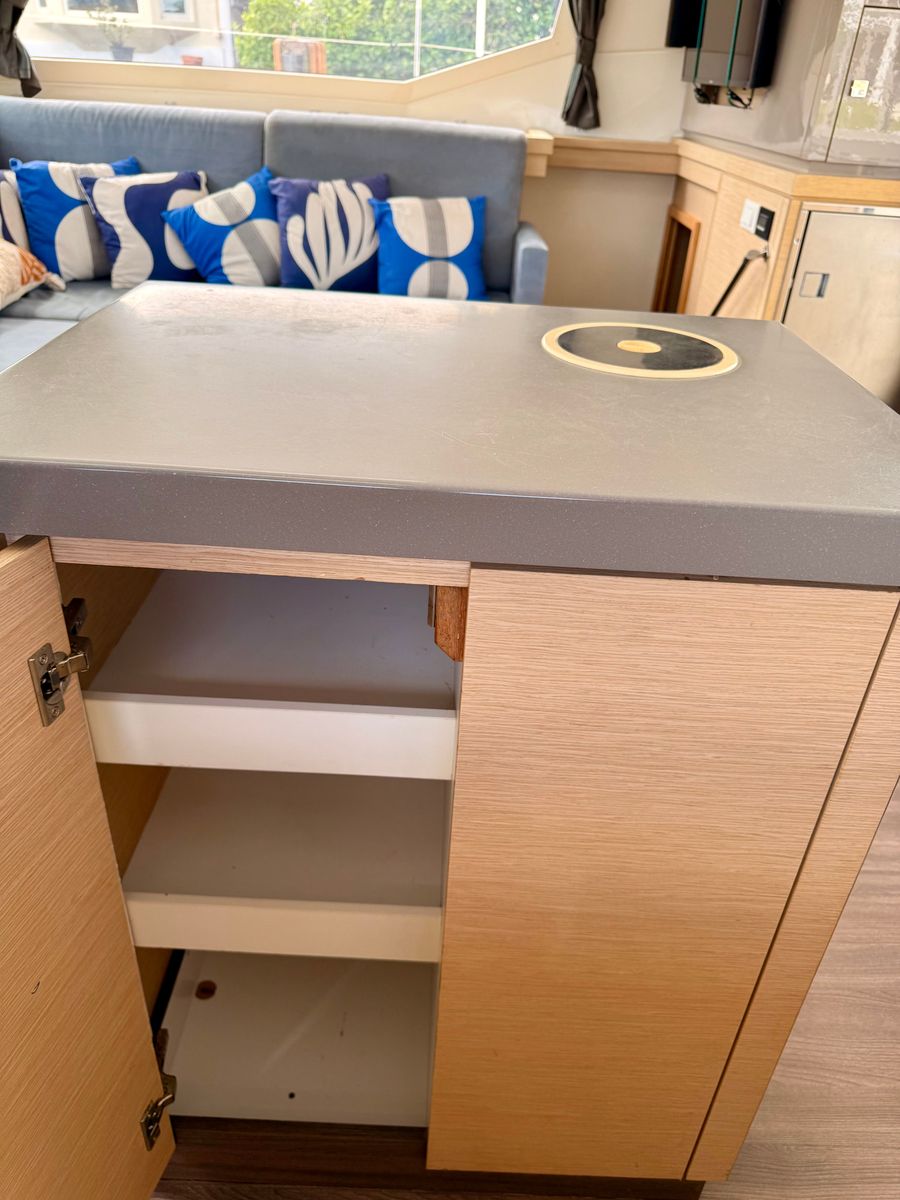 2019 Fountaine Pajot 46 