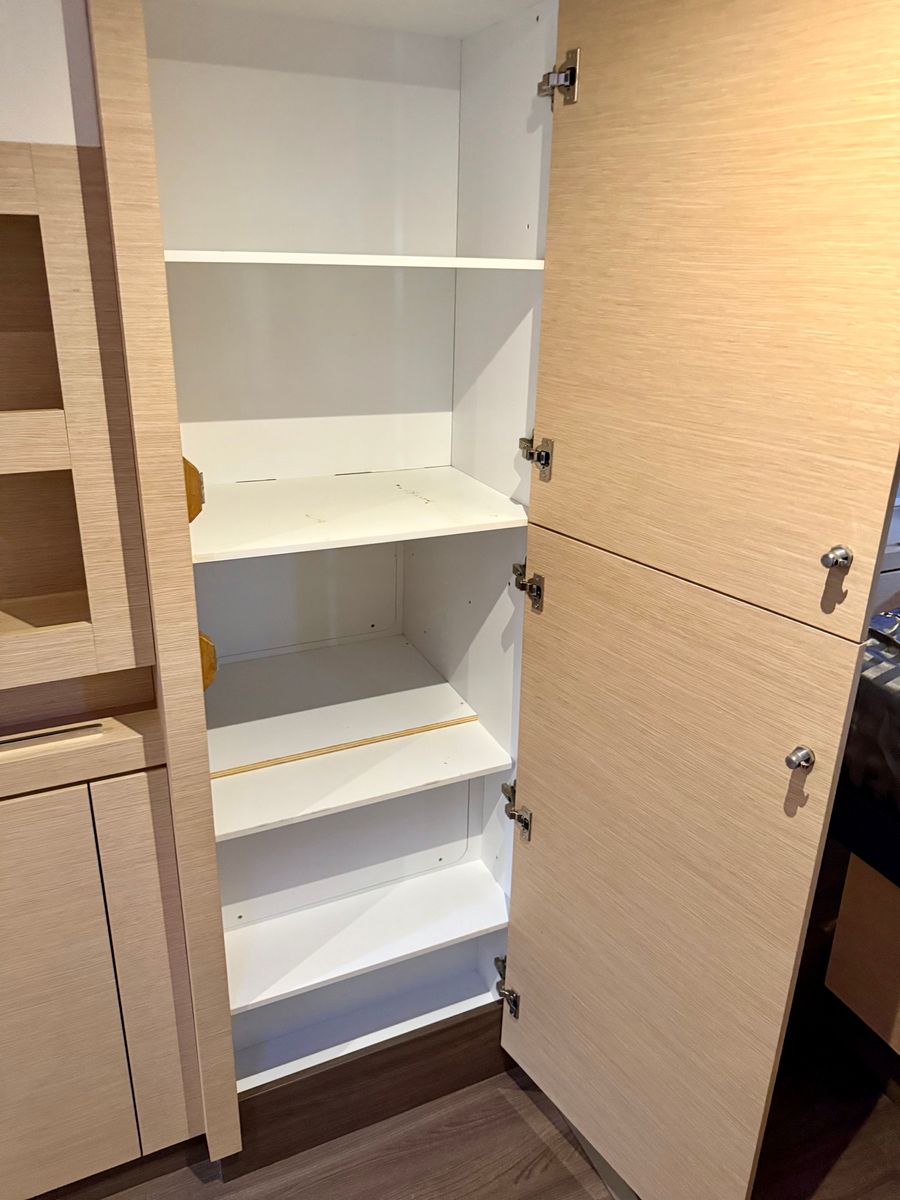 2019 Fountaine Pajot 46 