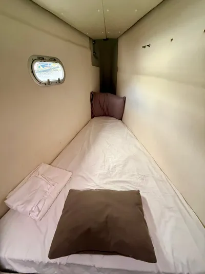 Cerebral Seabatical Yacht Photos Pics 