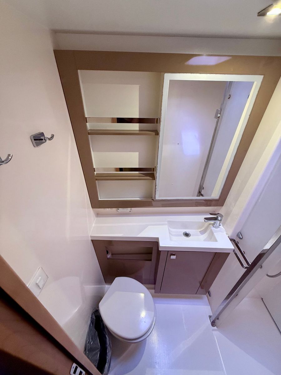 2019 Fountaine Pajot 46 