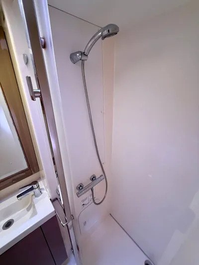 Cerebral Seabatical Yacht Photos Pics 