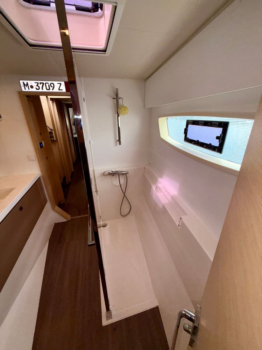 2019 Fountaine Pajot 46 