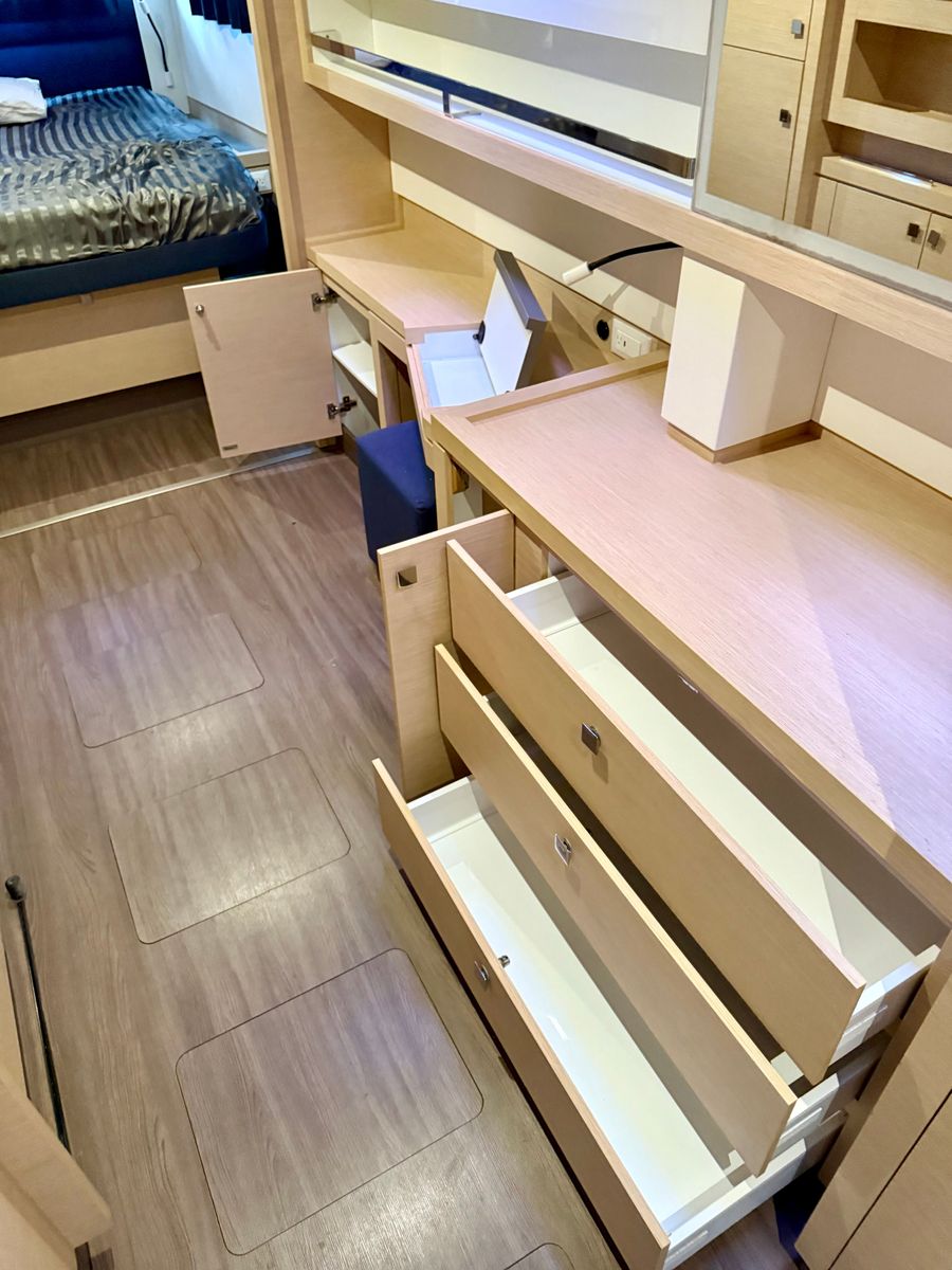2019 Fountaine Pajot 46 