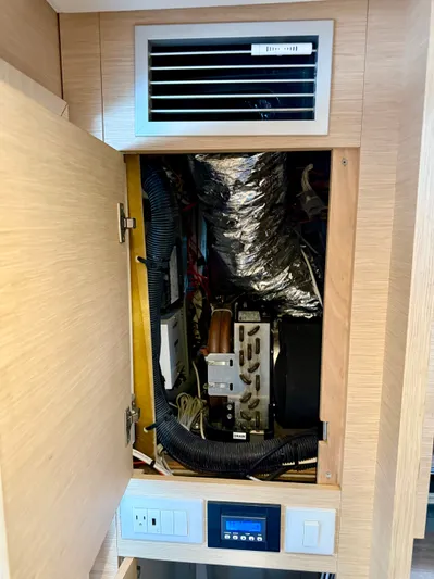 Cerebral Seabatical Yacht Photos Pics 