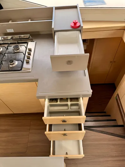 Cerebral Seabatical Yacht Photos Pics 