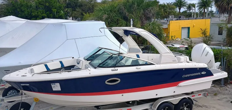 270-100 Yacht Photos Pics 