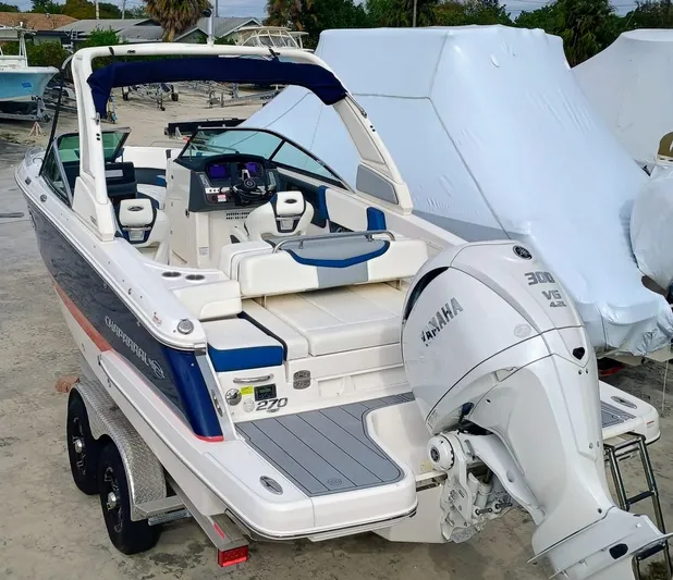 270-100 Yacht Photos Pics 