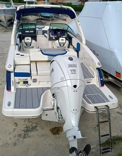 270-100 Yacht Photos Pics 