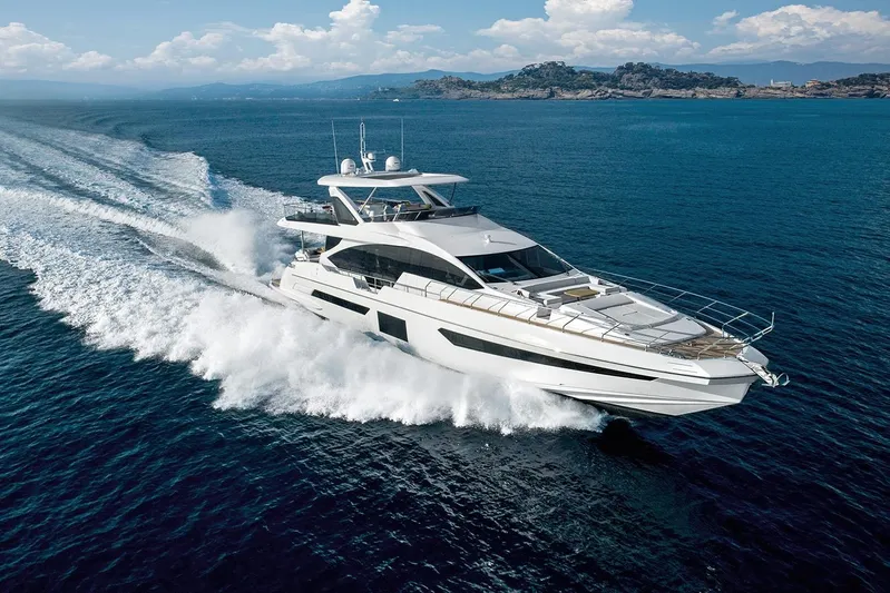  Yacht Photos Pics Manufacturer Provided Image