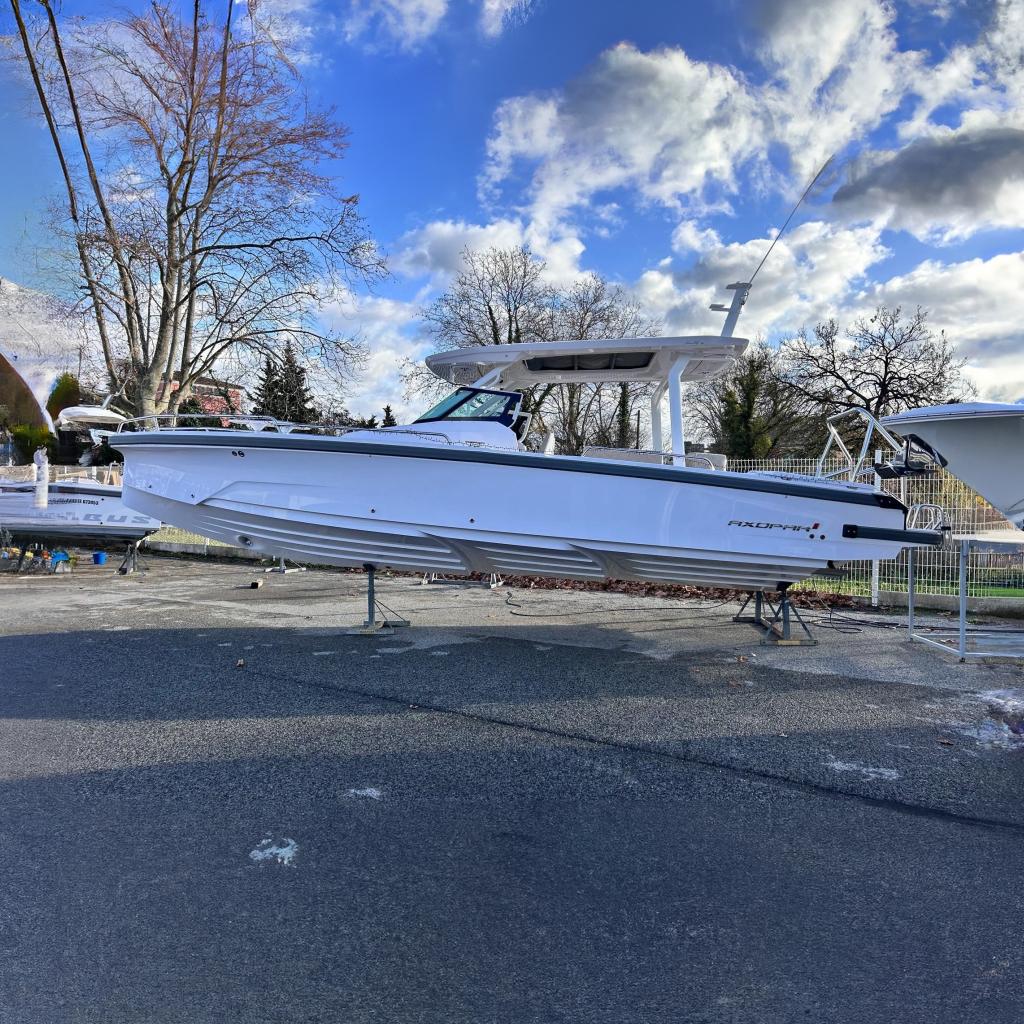 2025 Axopar 29 Sun Top