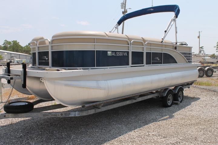 2015 Bennington Pontoon Boats Research